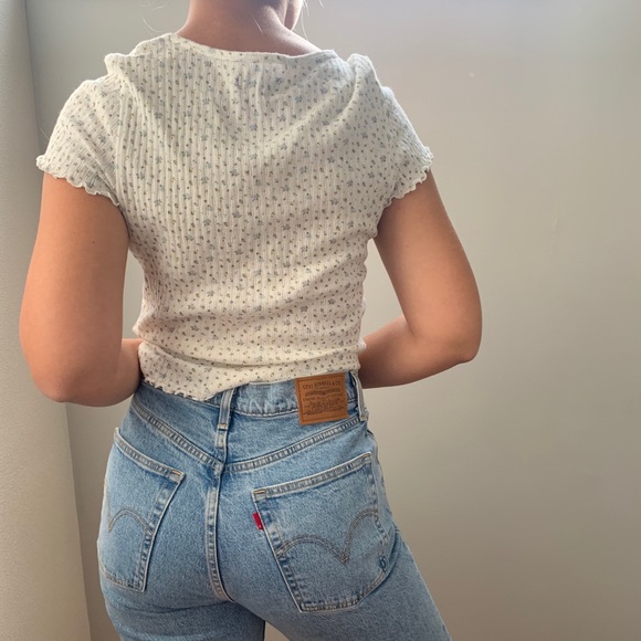 AE Floral Pattern Tee - Picture 2 of 2